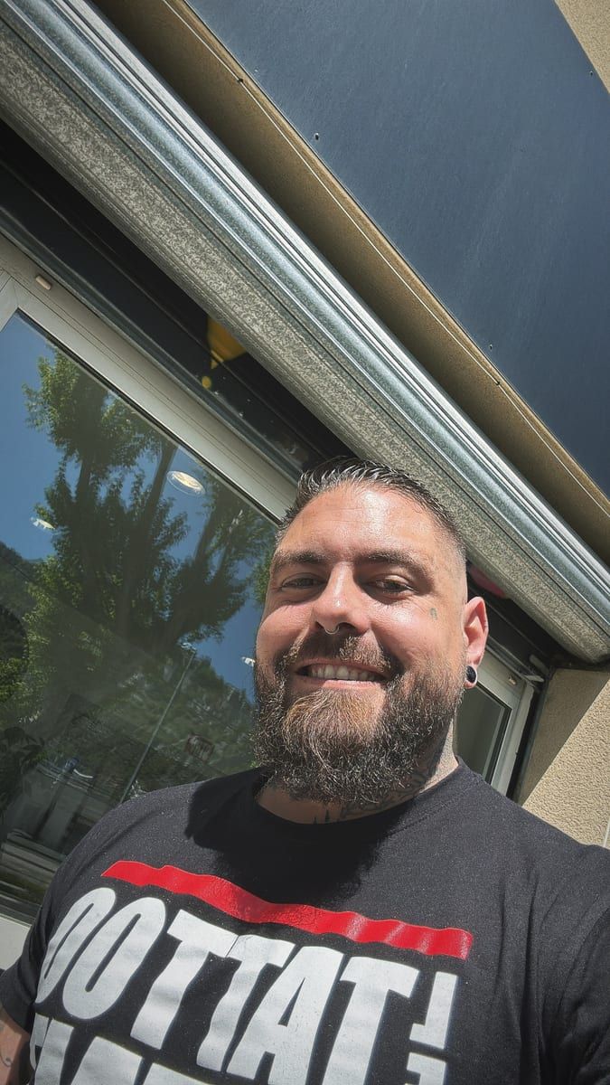 Profil de Acil